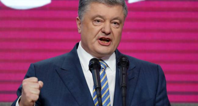 «Им нужно только шоу»: Порошенко заявил, что из-за вызова на Допрос в ГБР отменил поездку в Давос, где у него были запланированы важные встречи