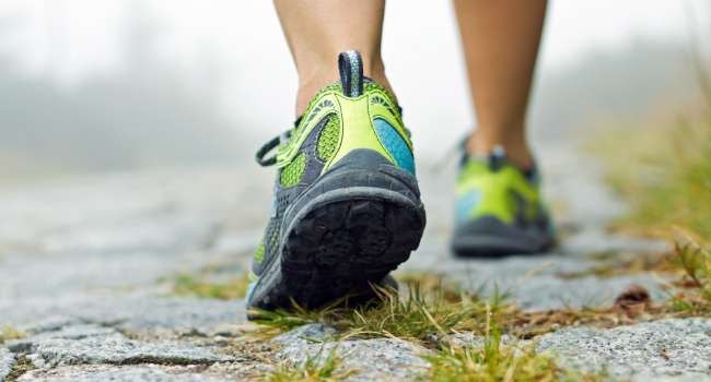 Как на организм влияет 60-минутная ходьба и что происходит с телом во время пешей прогулки